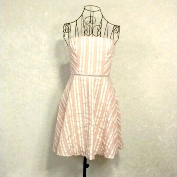 CITY STUDIO Strapless Dress Junior 5 Pink Seersucker Fit Flare Lined Party Prom - Picture 1 of 10